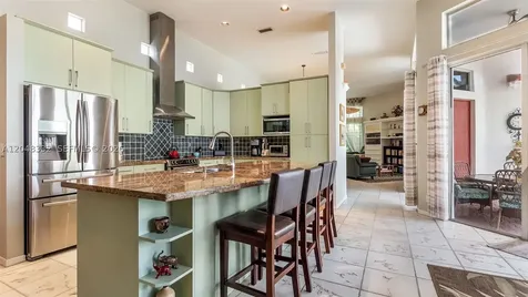1221 E Bel Aire Drive E Pembroke Pines FL 33027