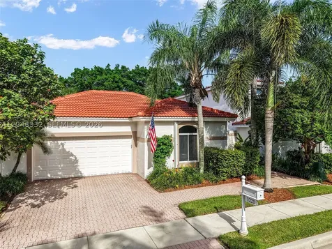 1221 E Bel Aire Drive E Pembroke Pines FL 33027