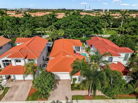 1221 E Bel Aire Drive E Pembroke Pines FL 33027