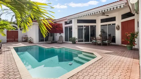 1221 E Bel Aire Drive E Pembroke Pines FL 33027