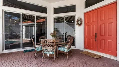1221 E Bel Aire Drive E Pembroke Pines FL 33027