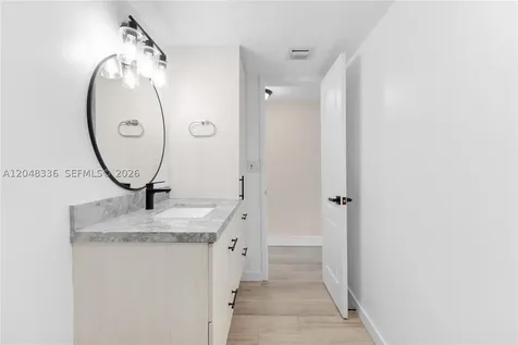 8752 SW 12th Street Miami FL 33174