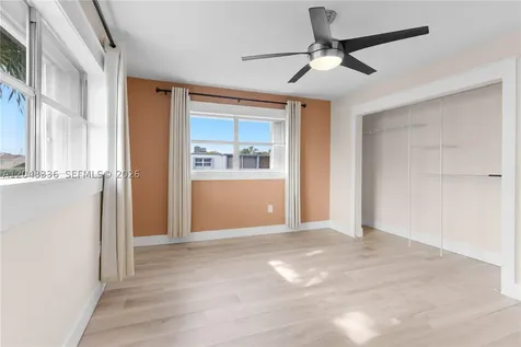 8752 SW 12th Street Miami FL 33174