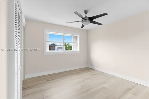 8752 SW 12th Street Miami FL 33174