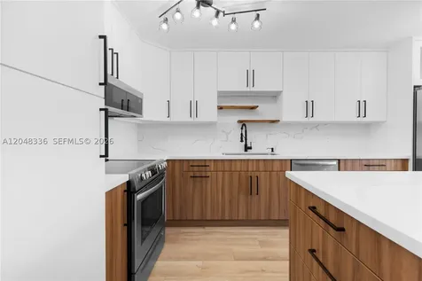 8752 SW 12th Street Miami FL 33174
