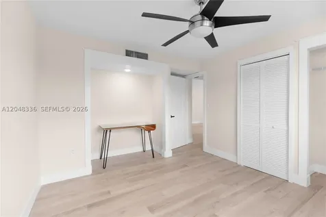 8752 SW 12th Street Miami FL 33174