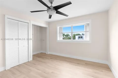 8752 SW 12th Street Miami FL 33174