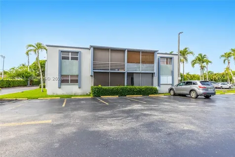 8752 SW 12th Street Miami FL 33174