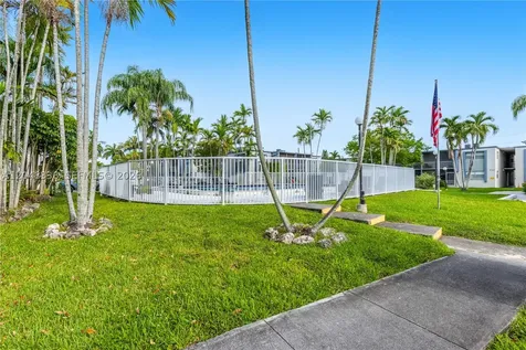 8752 SW 12th Street Miami FL 33174