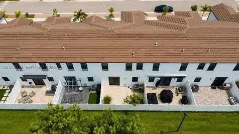 10934 W 33rd Way Hialeah FL 33018