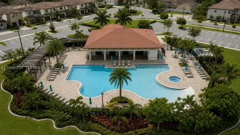 10934 W 33rd Way Hialeah FL 33018