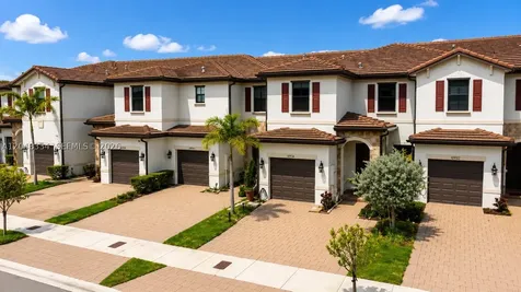 10934 W 33rd Way Hialeah FL 33018