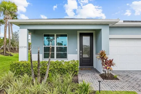 8996 SW Remy Lane Port St. Lucie FL 34987