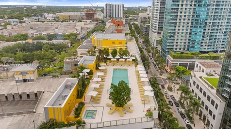 90 NE 32nd Miami FL 33137