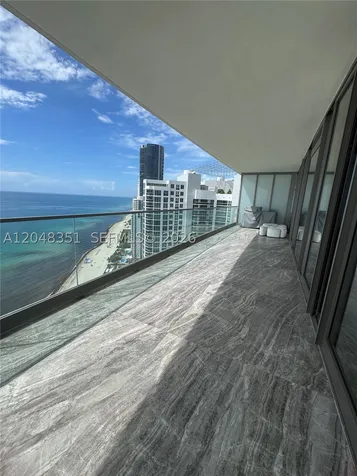 18975 Collins Avenue Sunny Isles Beach FL 33160