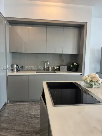 18975 Collins Avenue Sunny Isles Beach FL 33160