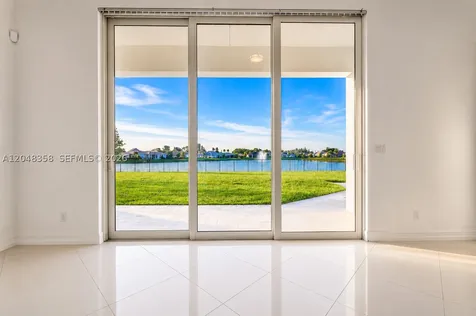 5301 S Sterling Ranch Circle Davie FL 33314