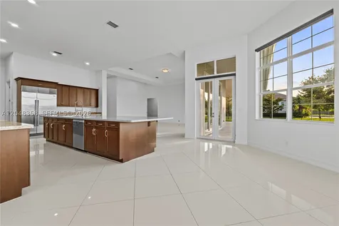 5301 S Sterling Ranch Circle Davie FL 33314