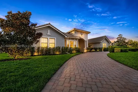 5301 S Sterling Ranch Circle Davie FL 33314