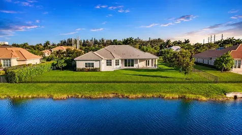 5301 S Sterling Ranch Circle Davie FL 33314