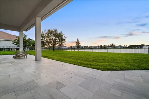 5301 S Sterling Ranch Circle Davie FL 33314