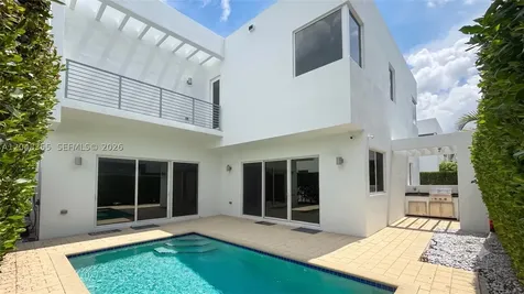 10108 NW 77th Street Doral FL 33178