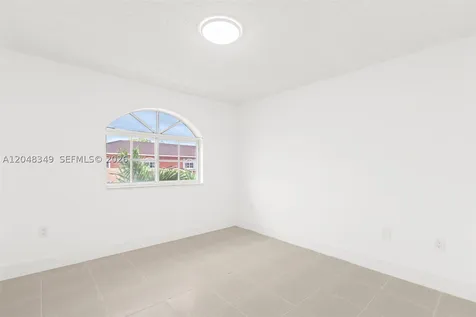 6823 W 36th Avenue Hialeah FL 33018