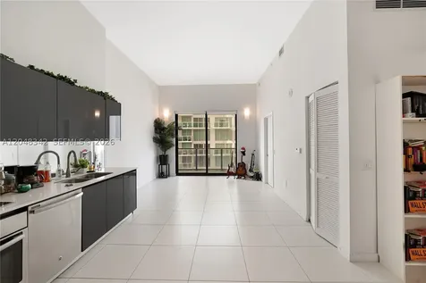 31 SE 6th Street Miami FL 33131
