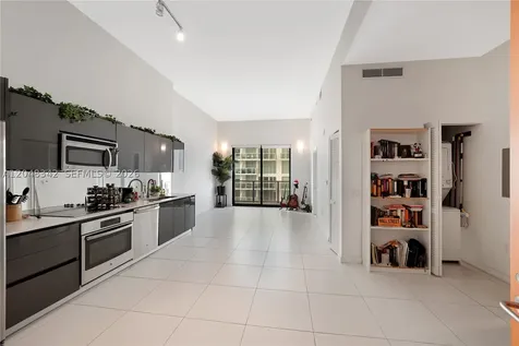 31 SE 6th Street Miami FL 33131