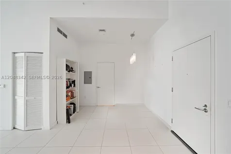 31 SE 6th Street Miami FL 33131