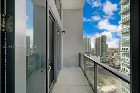 31 SE 6th Street Miami FL 33131