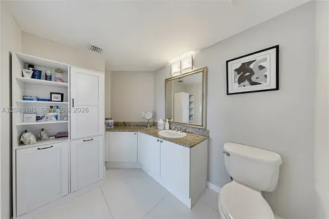 19501 W Country Club Drive Aventura FL 33180