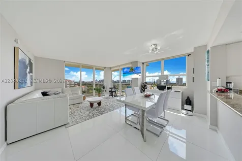 19501 W Country Club Drive Aventura FL 33180