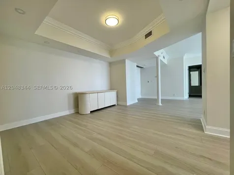 20281 E Country Club Drive Aventura FL 33180