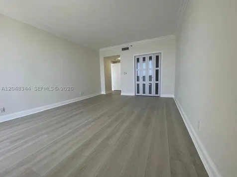 20281 E Country Club Drive Aventura FL 33180