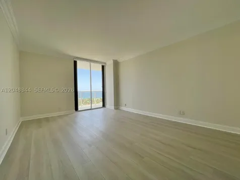 20281 E Country Club Drive Aventura FL 33180