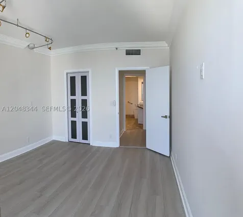 20281 E Country Club Drive Aventura FL 33180