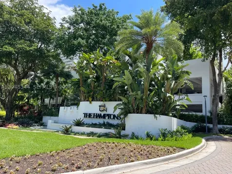 20281 E Country Club Drive Aventura FL 33180