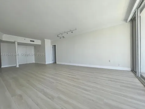20281 E Country Club Drive Aventura FL 33180
