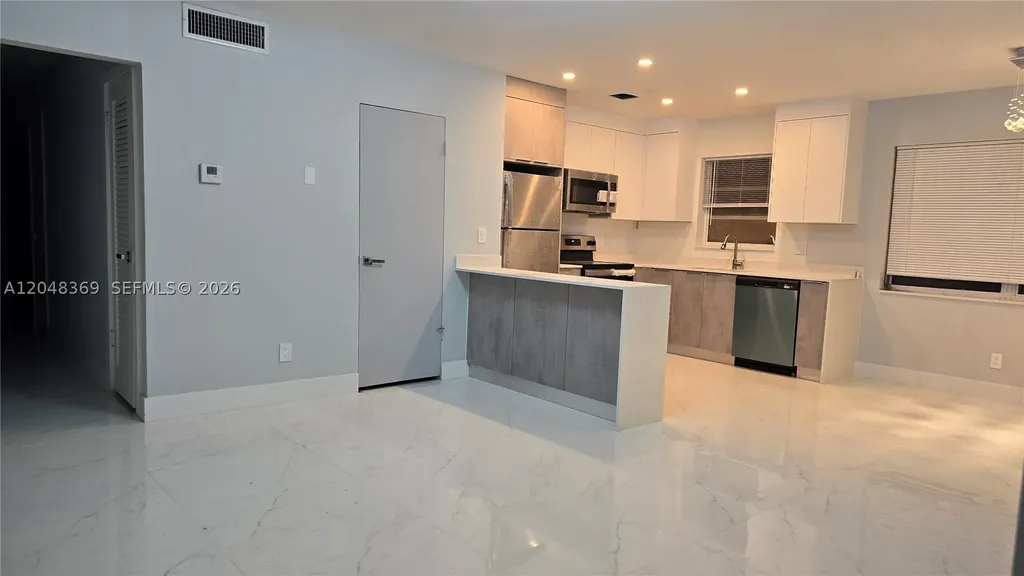 1722 Mayo Street Hollywood FL 33020