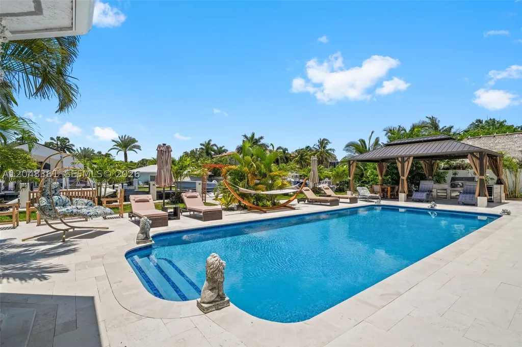 2770 NE 23rd Place Pompano Beach FL 33062