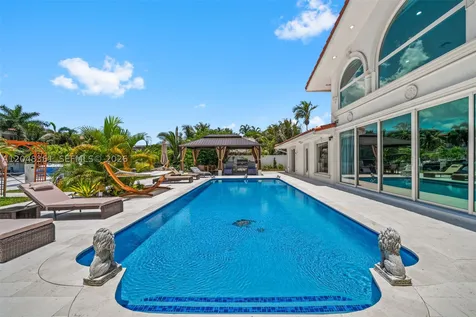 2770 NE 23rd Place Pompano Beach FL 33062