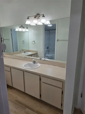 5800 SW 127th Avenue Miami FL 33183