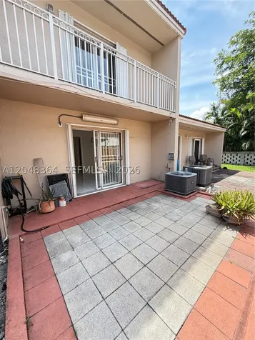 6926 NW 166th Terrace Miami Lakes FL 33014