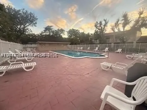 6926 NW 166th Terrace Miami Lakes FL 33014