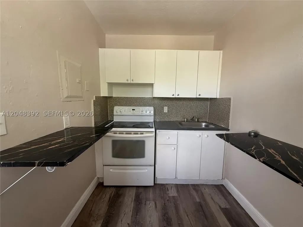 6901 NW 8th Avenue Miami FL 33150