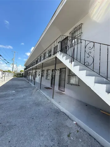 6901 NW 8th Avenue Miami FL 33150
