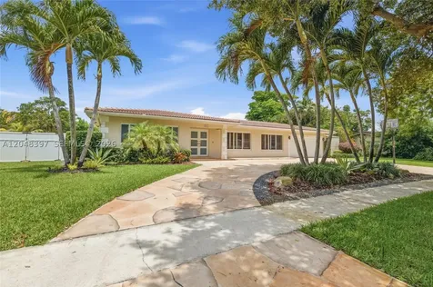 621 NW 74th Avenue Plantation FL 33317