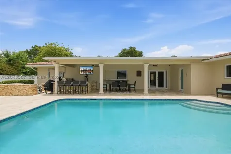 621 NW 74th Avenue Plantation FL 33317