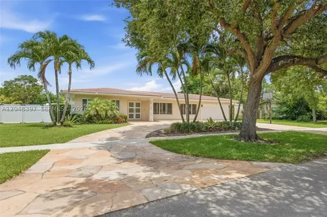 621 NW 74th Avenue Plantation FL 33317